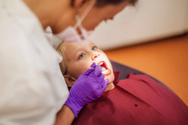 Best Dentist for Tooth Abscess  in Hill N Dale, FL