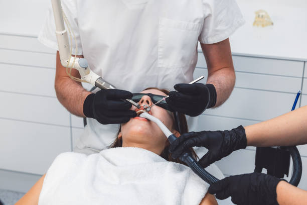 Best Cracked Tooth Emergency Dentist  in Hill N Dale, FL
